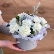 Коробочка с диантусами 0