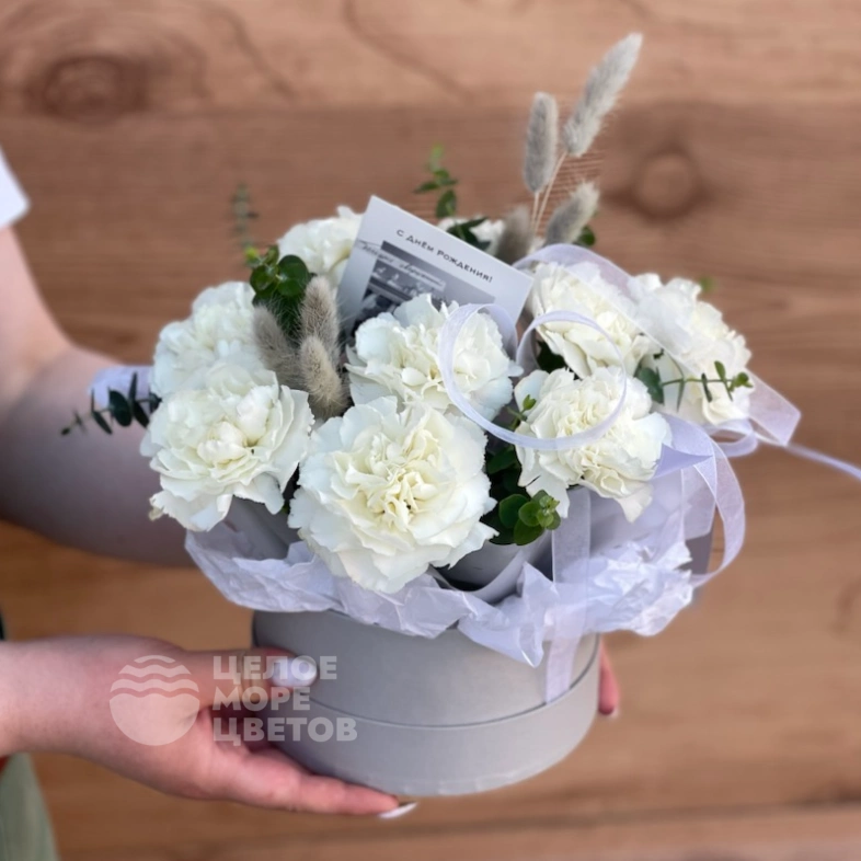 Коробочка с диантусами