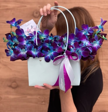 Сумочка с дендробиумом Ультрафиолет