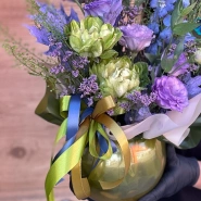 Композиция в вазе Дельфин 1