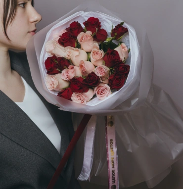 букет из роз 25 штдля любимой