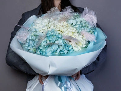 Букет «Анна Павлова» с гортензиями 