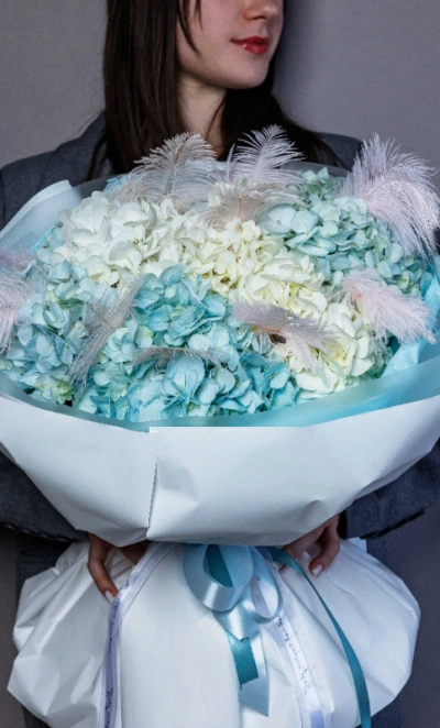 Букет «Анна Павлова» с гортензиями 