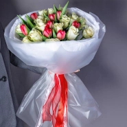 Букет из тюльпанов с розами &laquo;Для любимой&raquo; 1