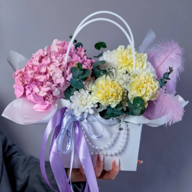 Композиция в сумочке «Лимонный пай»