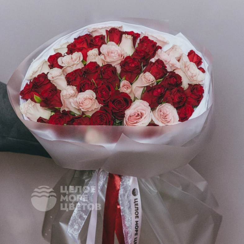 Букет из 51 кенийской розы 
