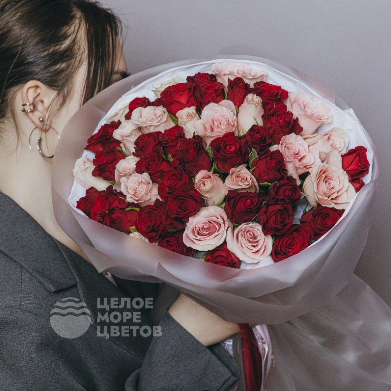 Букет из 51 кенийской розы 
