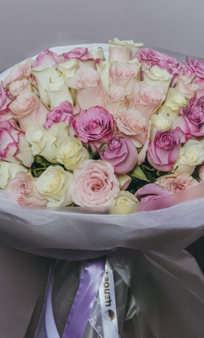 Букет из нежных розочек 51 шт