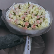 Букет &laquo;Нежные обьятия &raquo; из 51 кенийской розы 0