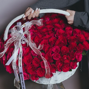 Корзина самой любимой из 165 роз