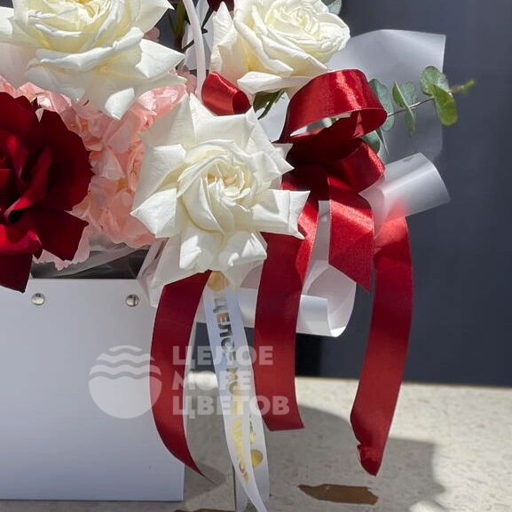 Сумочка с французскими розами &laquo;Для Любимой&raquo; 