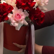 Композиция с французскими розами &laquo;Краски любви&raquo;  3