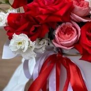 Композиция с французской розой Нина  1