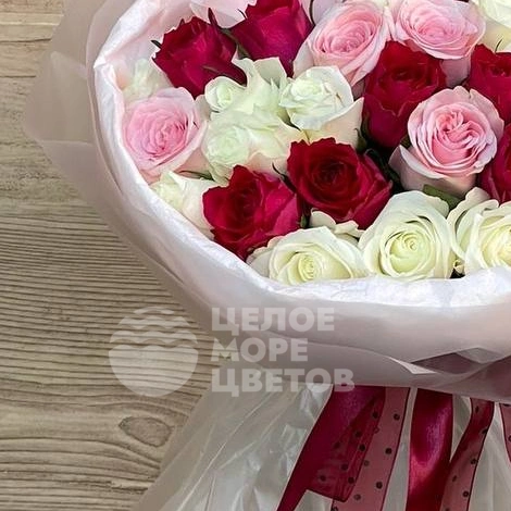 Букет из кенийской розочки 35 шт 