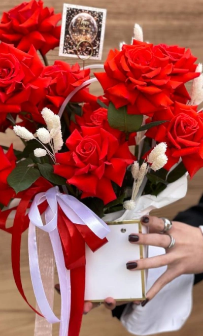 Композиция с французской розой 