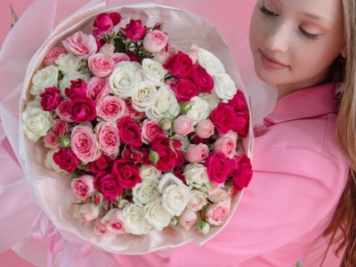 Букет из кустовых розочек 