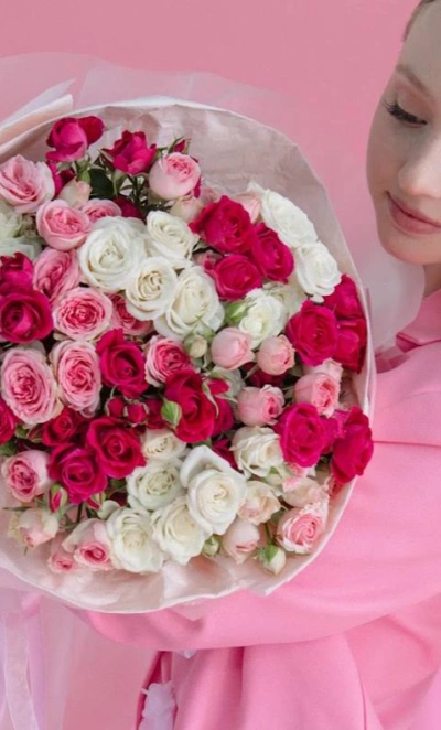Букет из кустовых розочек 