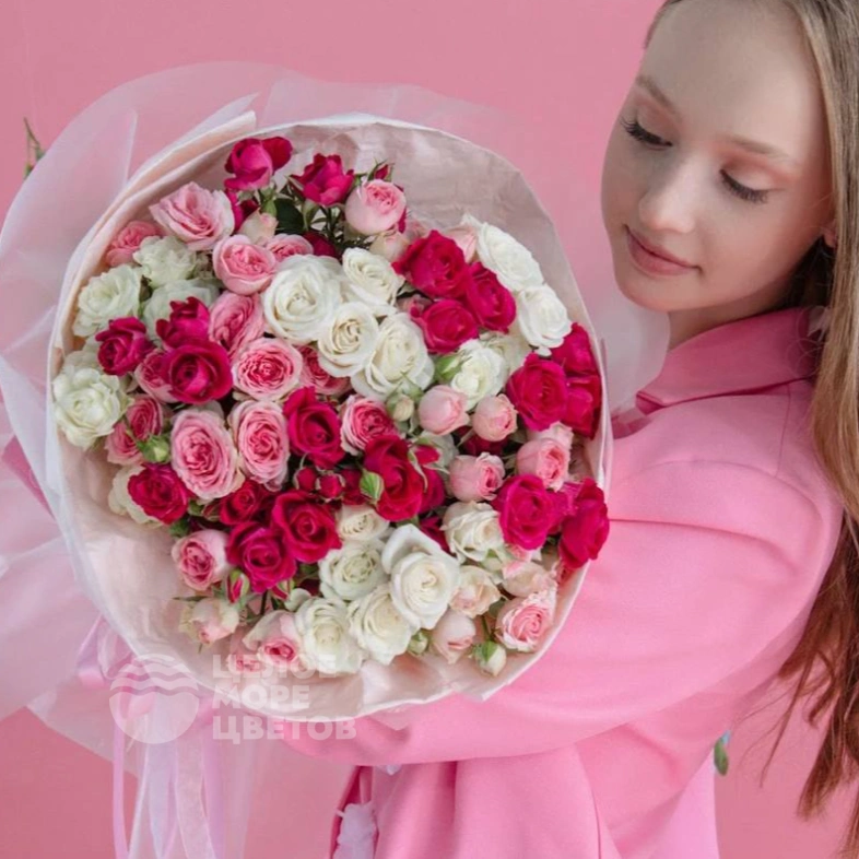 Букет из кустовых розочек 