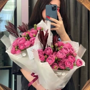 Букет из пионовидных розочек  0