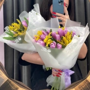 Весенний букет тюльпаны с мимозой  0