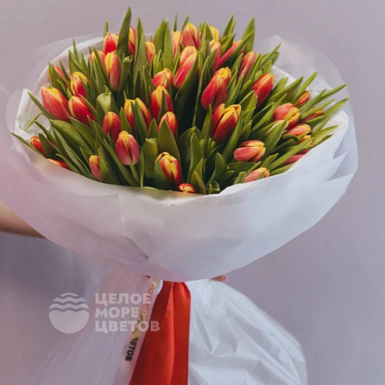 букет из 51 оранжевого тюльпана 