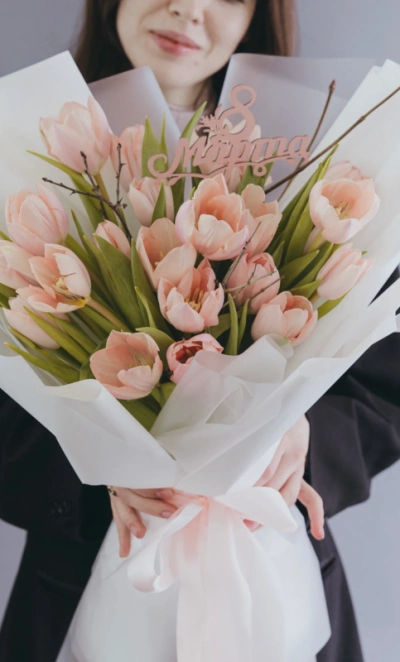 Букет из премиум тюльпанов 25 шт