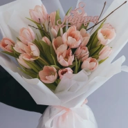 Букет из премиум тюльпанов 25 шт 1