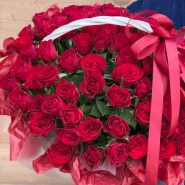 Корзина &laquo;Пленительница сердец&raquo; из 101 розы 2