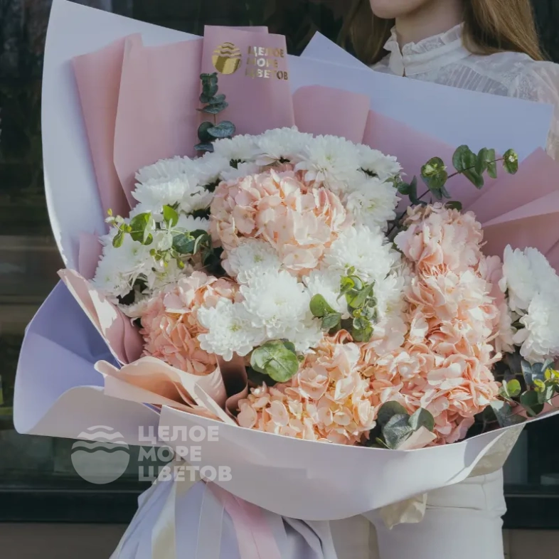 Букет-гигант &laquo;Аромат гортензий&raquo;