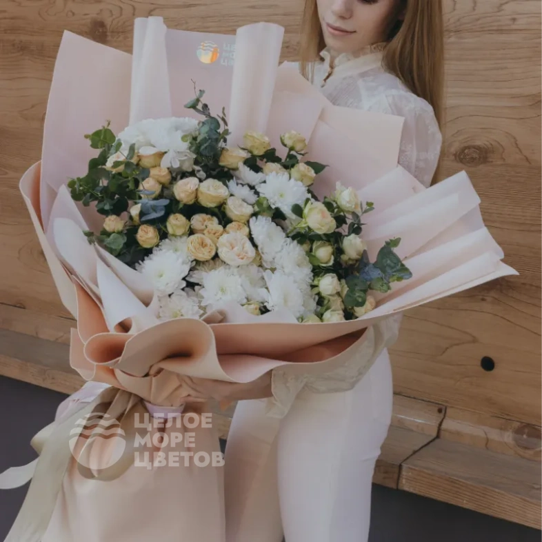 Авторский букет-гигант &laquo;Кремовый пирог&raquo;