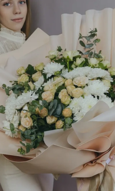 Авторский букет-гигант «Кремовый пирог»