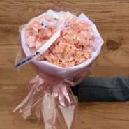   Монобукет из розовых гортензий 1