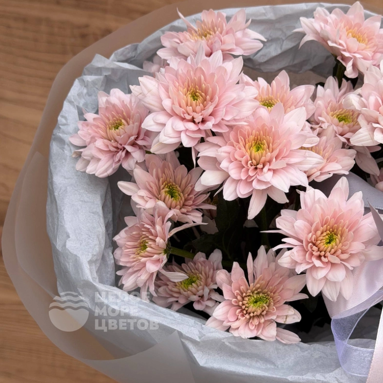 Букет из хризантем &laquo;Нежный рассвет&raquo;